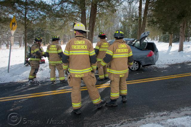 Vehicle Accident - Salford Station Rd. - LF Twp. - 01/26/2014